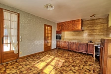 Maison Familiale à Vendre à Tavaux Village – Immobilier de Qualité