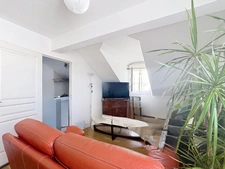 LE PERREUX-SUR-MARNE – VUE EXCEPTIONNELLE SUR LA MARNE – 2 MIN RER A – 4 PIÈCES 75 M² – DERNIER ÉTAGE – ASCENSEUR – BALCONS – PARKING