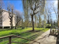 Grand T3 -68m² /PARKING- BALCON à deux pas des bords de Marne .