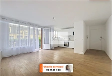 Appartement à vendre 3 pièces 70m2  Parking/ cave / 3 balcons  LE PERREUX SUR MARNE (94)