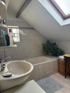 À 2 MIN DU RER E CHAMPIGNY CENTRE – MAISON 123 M² HABITABLES – 4 CHAMBRES/GRAND SEJOUR– TERRAIN 400 M² – 2 GARAGES – ATELIER 30 M²