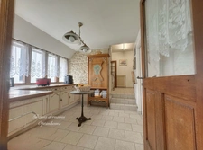 À 2 MIN DU RER E CHAMPIGNY CENTRE – MAISON 123 M² HABITABLES – 4 CHAMBRES/GRAND SEJOUR– TERRAIN 400 M² – 2 GARAGES – ATELIER 30 M²