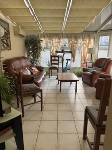À 2 MIN DU RER E CHAMPIGNY CENTRE – MAISON 123 M² HABITABLES – 4 CHAMBRES/GRAND SEJOUR– TERRAIN 400 M² – 2 GARAGES – ATELIER 30 M²