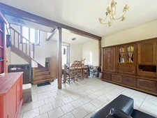 À 2 MIN DU RER E CHAMPIGNY CENTRE – MAISON 123 M² HABITABLES – 4 CHAMBRES/GRAND SEJOUR– TERRAIN 400 M² – 2 GARAGES – ATELIER 30 M²