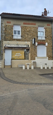 Immeuble à vendre VENTEUIL (51)