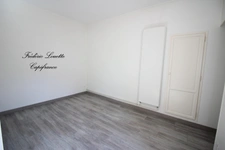 Dpt Marne (51), à louer EPERNAY appartement T2 de 38 m²  