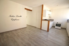 Dpt Marne (51), à louer EPERNAY appartement T2 de 38 m²  