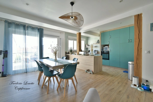 Maison à vendre 5 pièces EPERNAY (51), coteau ouest, avec un petit jardin et deux terrasse.