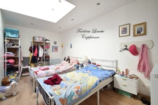Maison à vendre MAISON ATYPIQUE DE 218 M² AU CŒUR D’UN VILLAGE CHAMPENOIS, 8 pièces MAREUIL SUR AY (51)