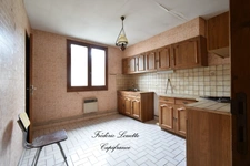 Maison à vendre 7 pièces DIZY (51) dissocié en 1 appartement et une maison plus 3 garages, 2 terrasses, 
