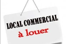 Local professionnel renové/bureau à louer 73m2 à CHALONS EN CHAMPAGNE  centre ville à Pied