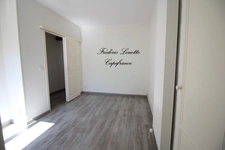 Dpt Marne (51), à louer EPERNAY appartement T2 de 38 m²  
