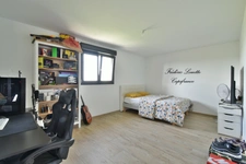 Dpt Marne (51), à vendre MONTMIRAIL maison P7 de 230 m² - Terrain de 1 000,00 m² 