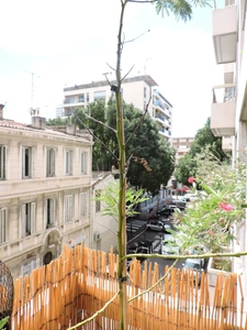 Appartement T3/T4 avec balcons MARSEILLE 6EME ARRONDISSEMENT Proche Castellane