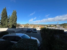 Exclusivité –  Idéal Investissement - T3 Jardin 50m2 avec DEUX PARKINGS - limite Allauch, résidence de 2011