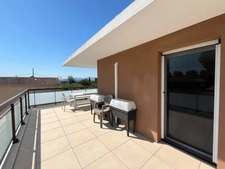 T4 CHATEAU GOMBERT 85m2 + 2 PARKINGS EN SOUS SOL + TERRASSE 41m2