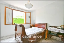 Maison de plain pied, double garage, 3 chambre, jardin clos