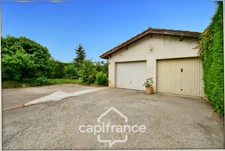 Maison de plain pied, double garage, 3 chambre, jardin clos