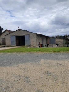 Propriete à vendre 6 pièces COUSSAC BONNEVAL (87)