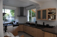 Rare sur le secteur : grande maison avec dépendances sur 1300 m² de terrain