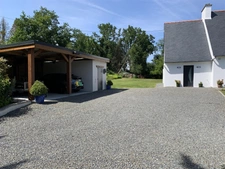 Maison de qualité rénovée à vendre, 5 chambres LA FEUILLEE (29) à la campagne + carport double + grand terrain clos sans vis à vis
