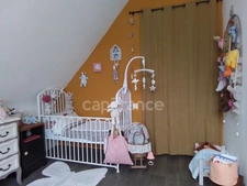 Maison rénovée 3 chambres – Vue dégagée – Sous sol complet - Sans vis à vis – Proche de Carhaix 