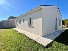Maison moderne avec jardin – 4 pièces – 447 m² de terrain