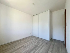 Maison moderne avec jardin – 4 pièces – 447 m² de terrain