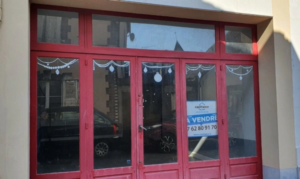 Dpt Yonne (89), à vendre BLENEAU  Garage 90m2 avec maison à rénover 6 pièces 130m2 