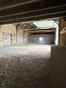 Local/bureau à vendre AILLANT SUR MILLERON (45)