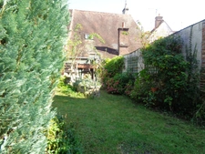 Maison à vendre 4 pièces BLENEAU (89) Maison au cœur du village de Bléneau, jardin et garage