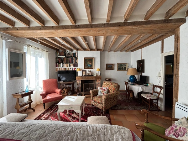 MAISON DE CHARME AVEC POTENTIEL (115 M²) – ROGNY-LES-SEPT-ÉCLUSES 89