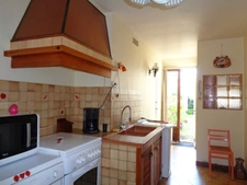 Maison à vendre 4 pièces BLENEAU (89) Maison au cœur du village de Bléneau, jardin et garage