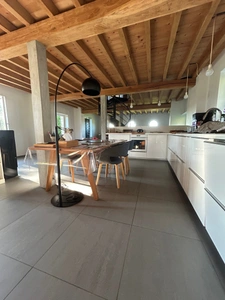 Propriété de charme sur 2 300 m² de terrain arboré sans vis-à-vis offrant calme espace et potentiel exceptionnel CHAMPCEVRAIS (89)
