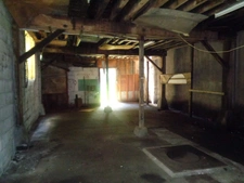 Dpt Yonne (89), à vendre BLENEAU  Garage 90m2 avec maison à rénover 6 pièces 130m2 