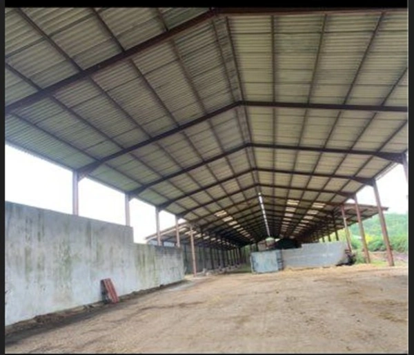 ? À VENDRE : Bâtiment Agricole à Villeneuve-les-Genêts (89) ?