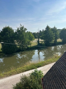 Grenier brut à aménager – Vue exceptionnelle à Rogny-les-Sept-Écluses (89)