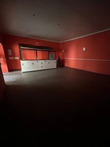 Bâtisse à fort potentiel, idéale pour investissement locatif LAVAU (89)