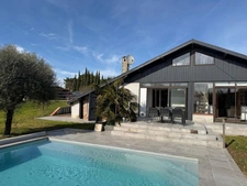 Maison de caractère à vendre 5 pièces 130m² avec Piscine - terrain arboré de 1467 m² CADOURS (31)  