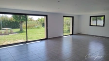 Rare - Maison T6 de 220 m² environ avec jardin arboré de 2 500 m² et piscine. LAUNAC (31)