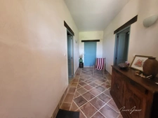  À 5 min de Cadours – Authentique ferme toulousaine de 245 m², en partie rénovée, sur terrain arboré.