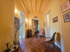 Appartement de prestige dans un château du XIXe siècle – 152 m²