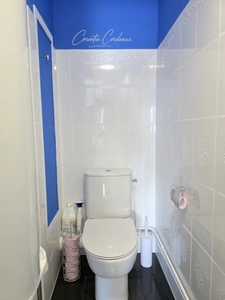 Appartement F3 lumineux au dernier étage avec loggia plein ouest, parking et cave