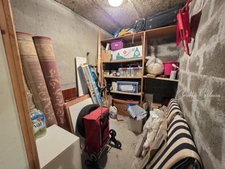 Appartement F3 lumineux au dernier étage avec loggia plein ouest, parking et cave