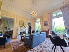 Appartement de prestige dans un château du XIXe siècle – 152 m²