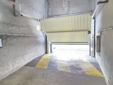 Appartement F3 lumineux au dernier étage avec loggia plein ouest, parking et cave