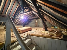 Offre Acceptée, Maison à rénover avec vue dégagée – Saint-Eustache-la-Forêt