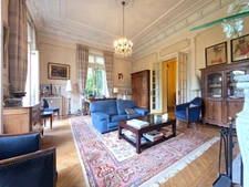 Appartement de prestige dans un château du XIXe siècle – 152 m²