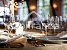 **À VENDRE – Fonds de commerce Restaurant – Fougères Centre (35)**