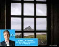 **À Vendre – Murs & Fonds de Commerce | Hôtel de Charme – Bar – Restaurant face à la Baie du Mont-Saint-Michel**